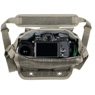 Gear Carry Demonstration of the Think Tank Retrospective 4 V2.0 Pinestone Shoulder Bag